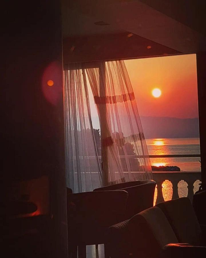 פראמה Pontikonisi Hotel & Suites מראה חיצוני תמונה