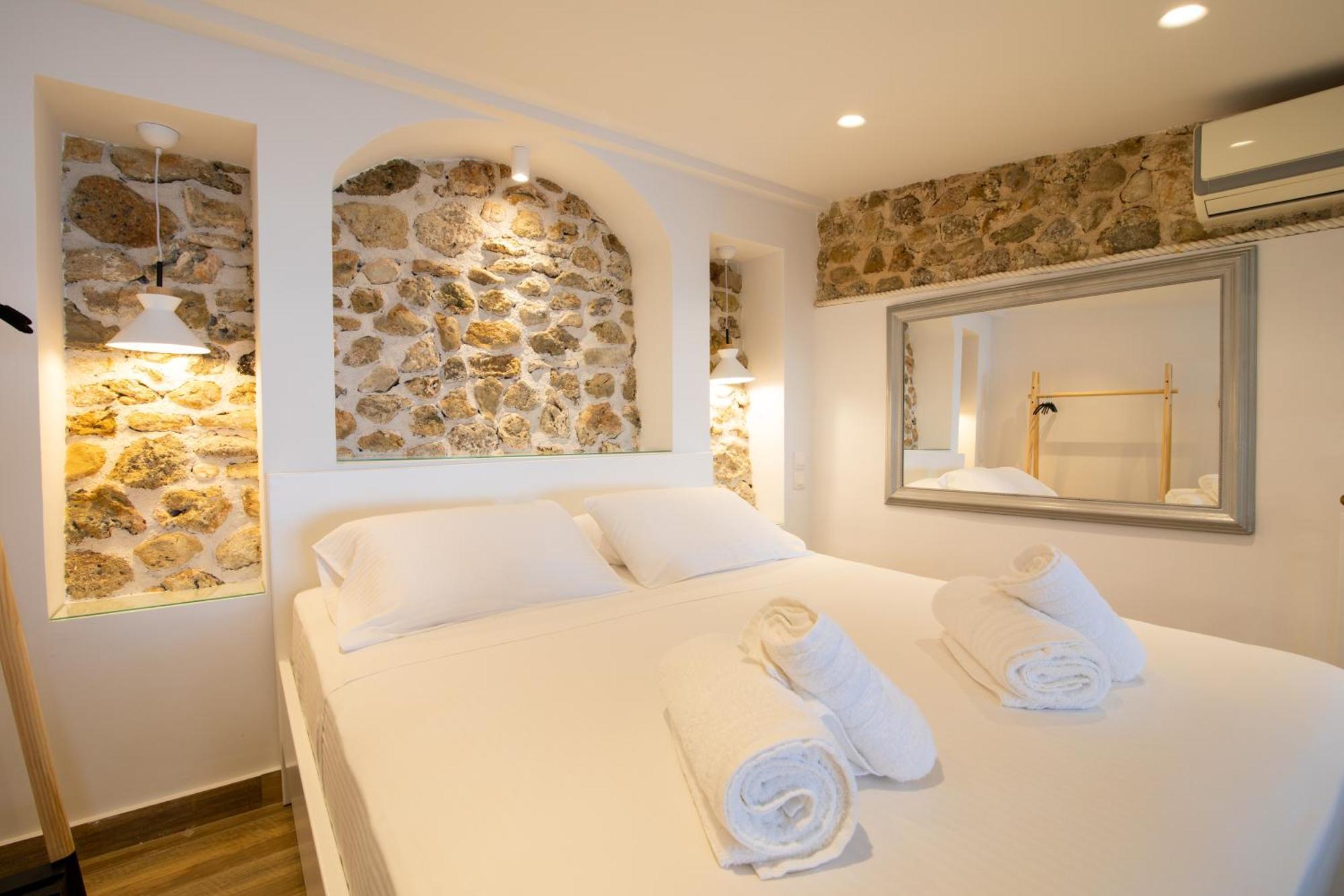 פראמה Pontikonisi Hotel & Suites מראה חיצוני תמונה